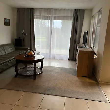 Met Eigen Ingang Amiris Holiday home *