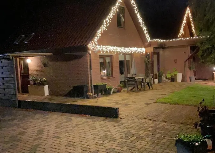 Met Eigen Ingang Amiris *