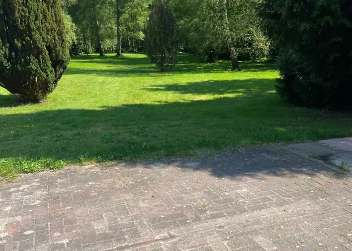 Met Eigen Ingang Amiris *