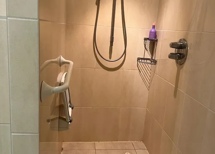 Met Eigen Ingang Amiris