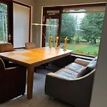 Met Eigen Ingang Amiris * Epe
